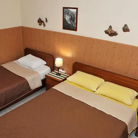 Meteora Escape - Kastraki Comfy Retreats بيت ضيافة *