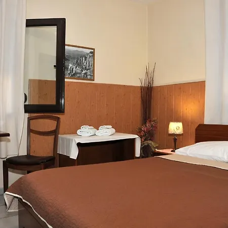 Meteora Escape - Kastraki Comfy Retreats كالامباكا