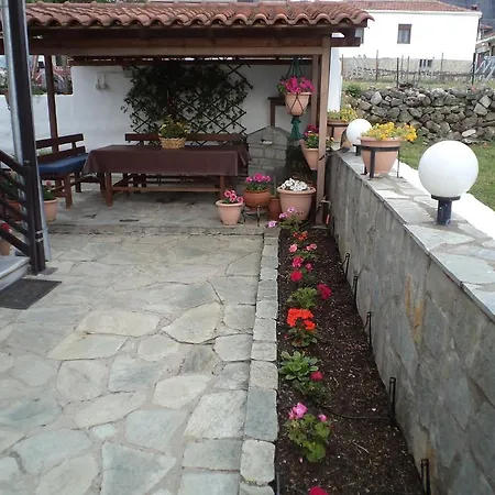 Meteora Escape - Kastraki Comfy Retreats بيت ضيافة